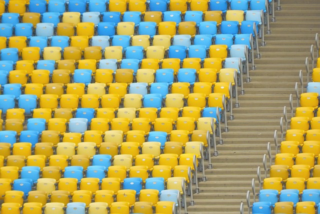 瞬间陷入了 瞬间陷入了