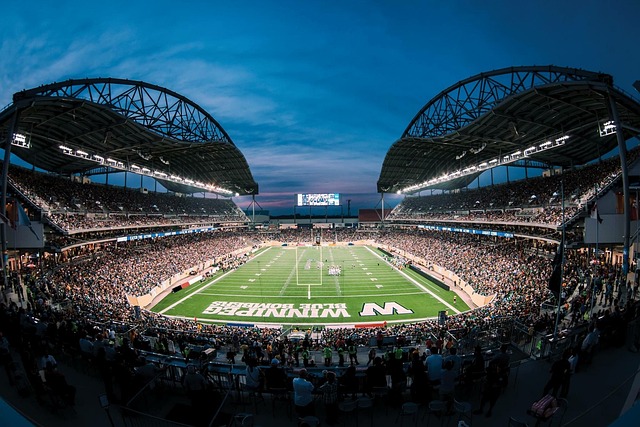 21／22賽季歐冠1／8決賽次回合拜仁慕尼黑7-1薩爾茨堡 萊萬帽子戲法穆勒梅開二度.